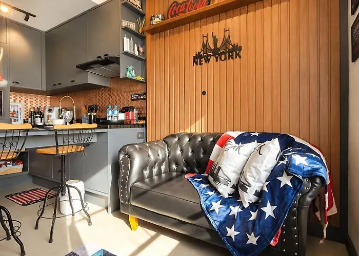 Jp Redencao Studio Manhattan Com Piscina E Garagem * Porto Alegre